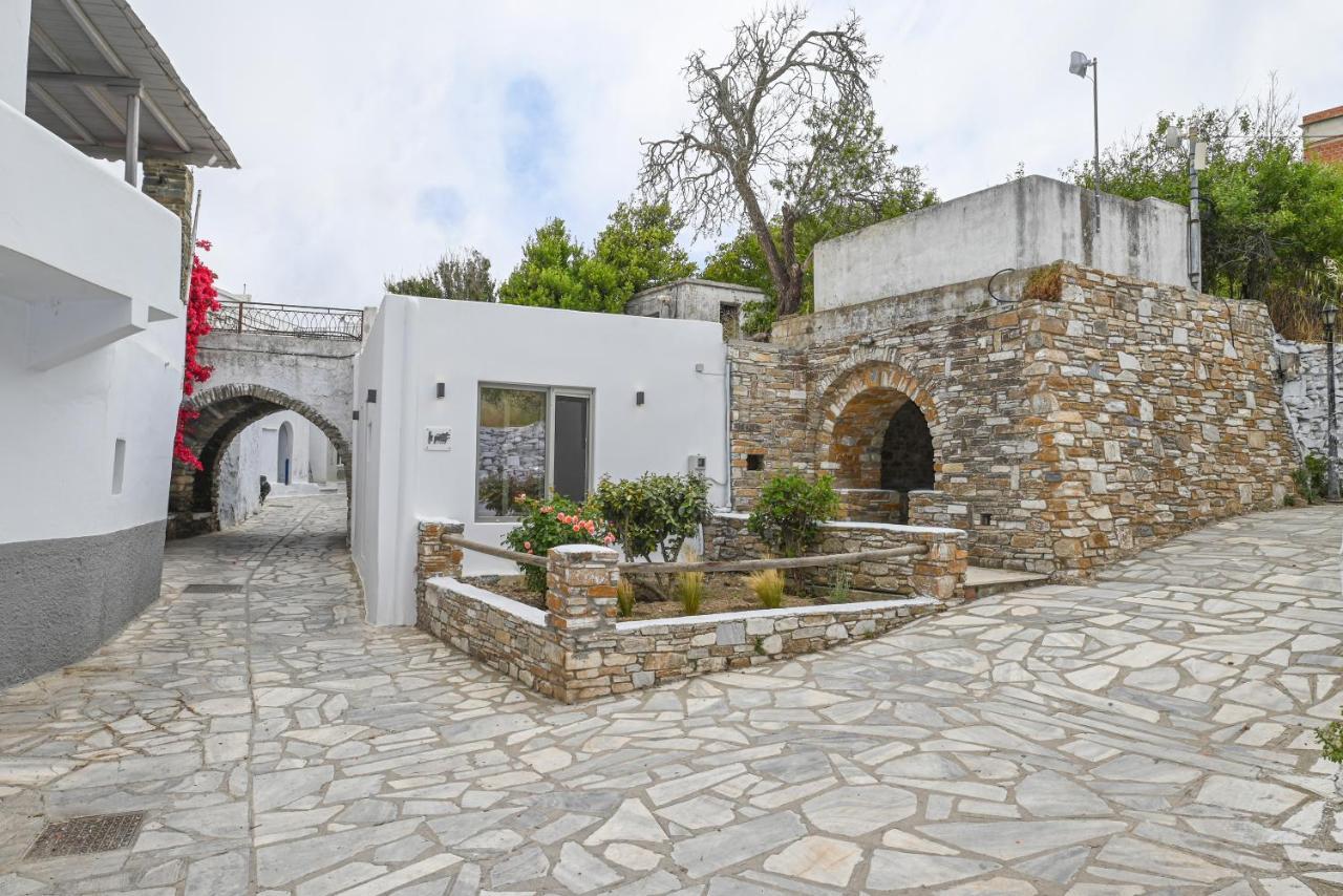 Le Petit Ενα Μικρό Αλλά Όμορφο Σπίτι Apartman Sztení Kültér fotó